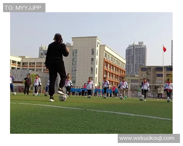 快乐足球儿歌让孩子们在欢声笑语中爱上运动与团队合作